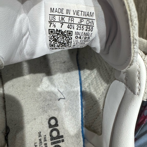 Adidas Sambas women’s 9, men’s 7.5 - Picture 10 of 10